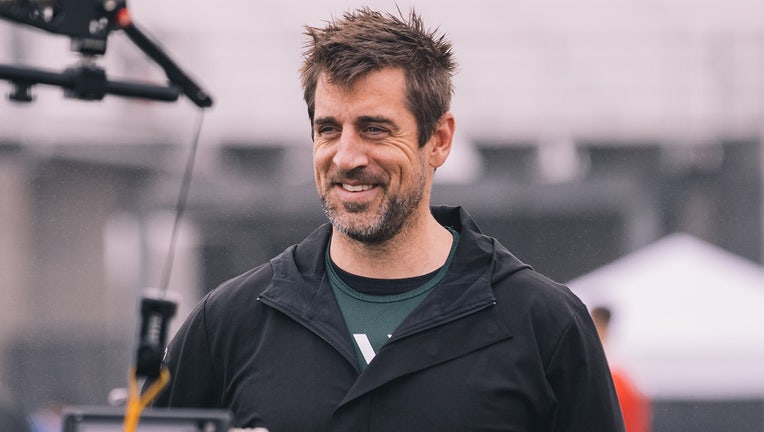 Aaron Rodgers anuncia oficialmente su incorporación a los New York Jets